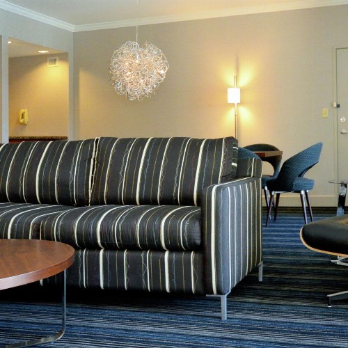DoubleTree by Hilton Newark-Fremont - image 28