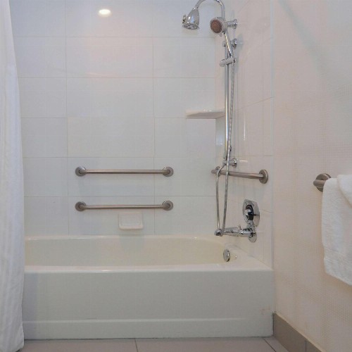 DoubleTree by Hilton Newark-Fremont - image 34