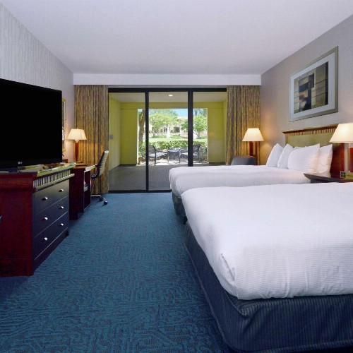 DoubleTree by Hilton Newark-Fremont - image 36