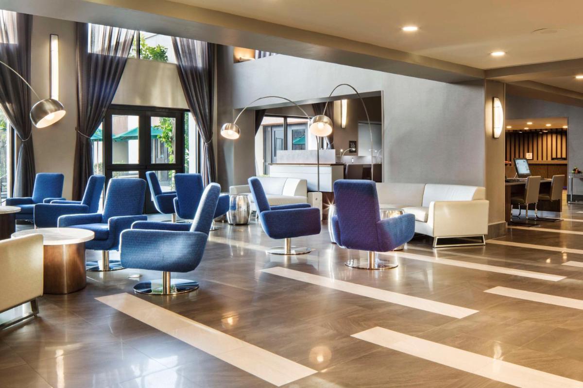 DoubleTree by Hilton Newark-Fremont - image 7