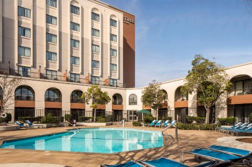 DoubleTree by Hilton Newark-Fremont - image 9