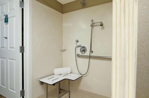 Homewood Suites by Hilton Newark Fremont - image 16