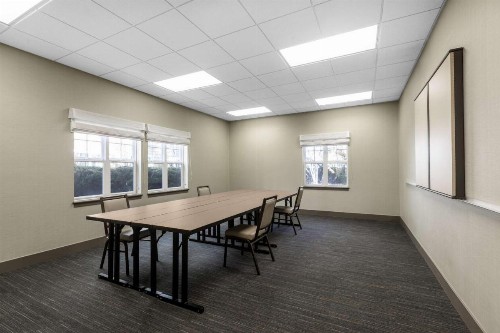 Homewood Suites by Hilton Newark Fremont - image 32