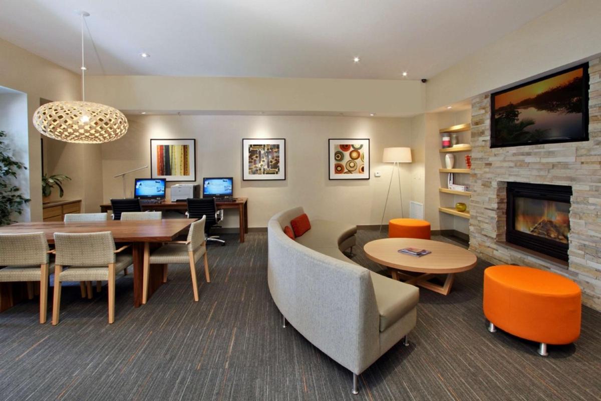 Homewood Suites by Hilton Newark Fremont - image 3