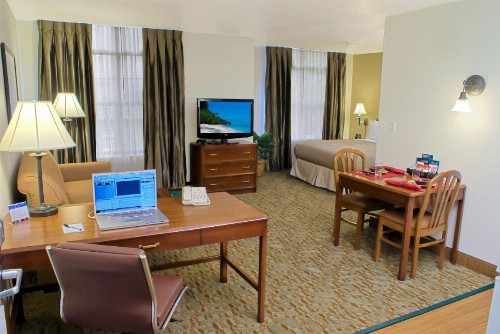 Homewood Suites by Hilton Newark Fremont - image 42