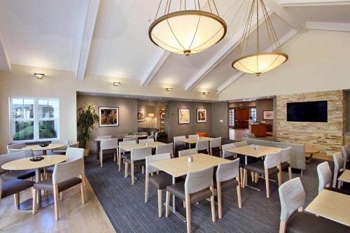 Homewood Suites by Hilton Newark Fremont - image 7