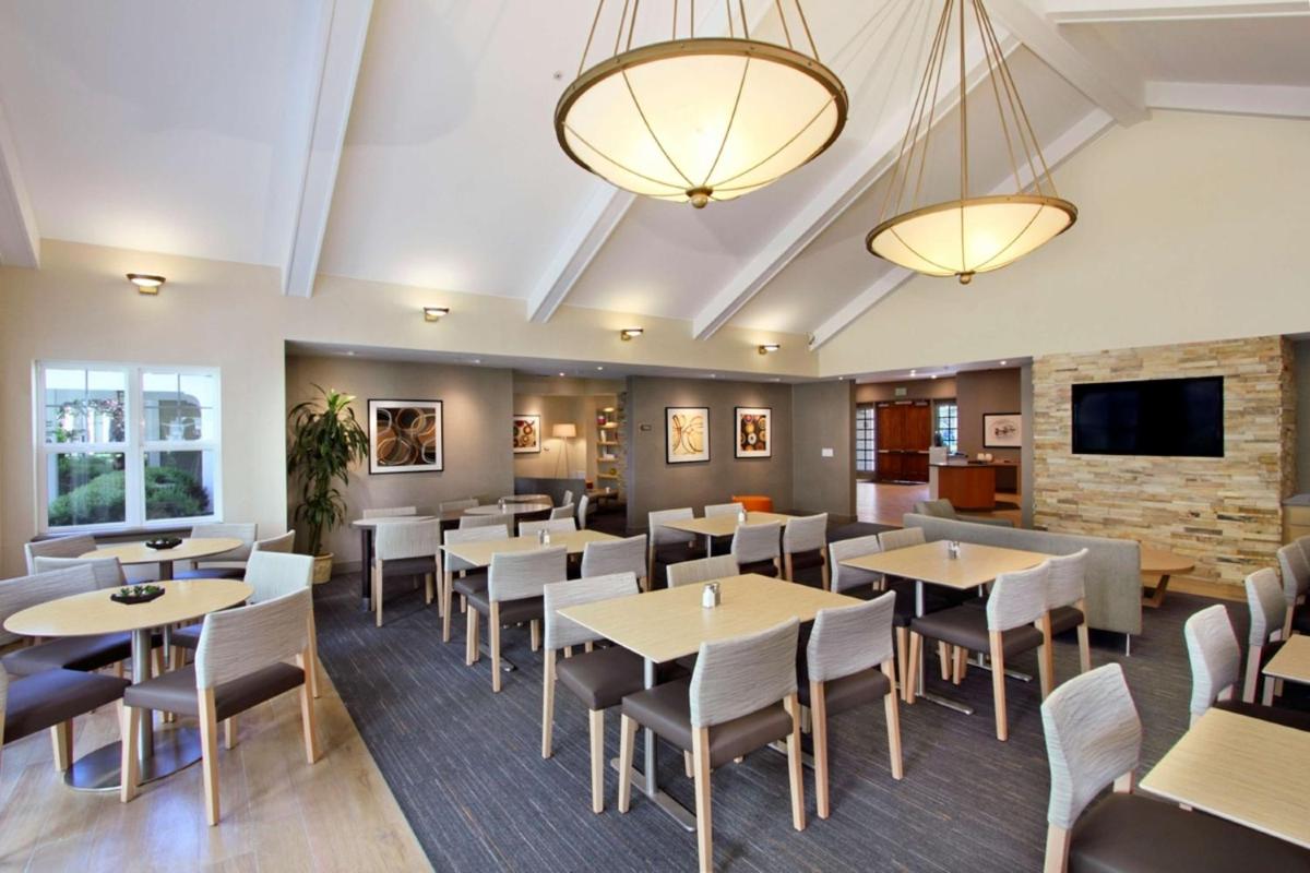 Homewood Suites by Hilton Newark Fremont - image 7