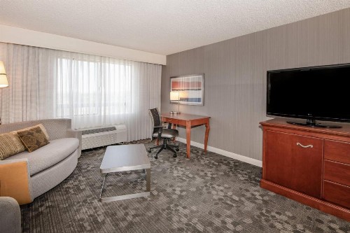 Courtyard by Marriott Newark Silicon Valley - image 22