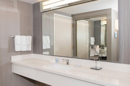 Courtyard by Marriott Newark Silicon Valley - image 25