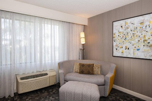 Courtyard by Marriott Newark Silicon Valley - image 6