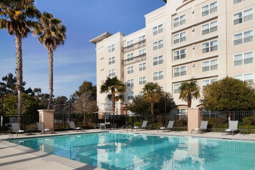 Residence Inn by Marriott Newark Silicon Valley - image 1