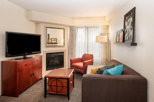 Residence Inn by Marriott Newark Silicon Valley - image 8