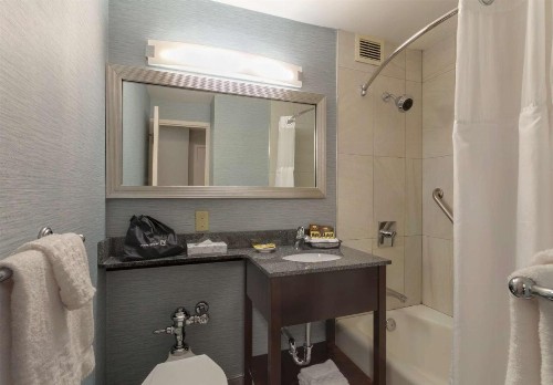Best Western Plus Robert Treat - image 21