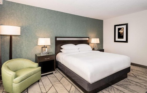 DoubleTree by Hilton Newark Penn Station NJ - image 29