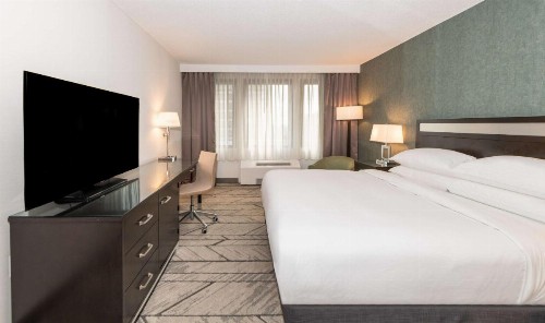 DoubleTree by Hilton Newark Penn Station NJ - image 30