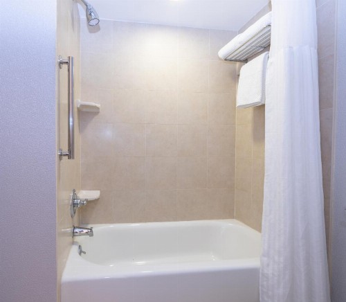 DoubleTree by Hilton Newark Penn Station NJ - image 49