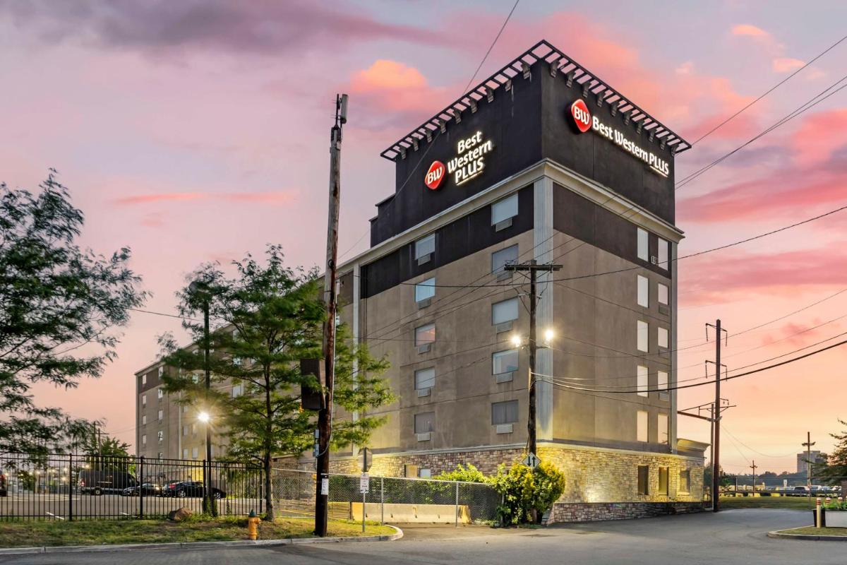 Best Western Plus Newark Airport West - main image