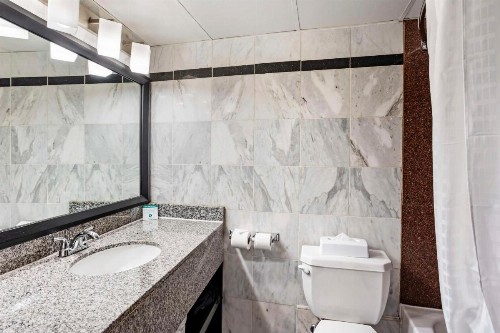 Best Western Plus Newark Airport West - image 9