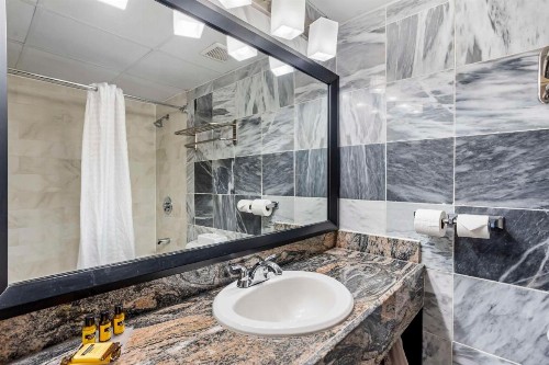 Best Western Plus Newark Airport West - image 15