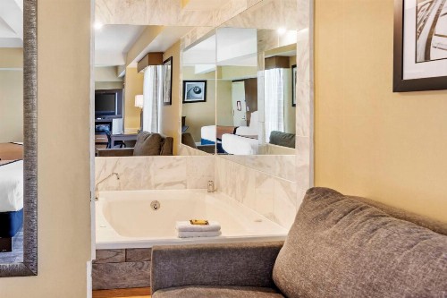 Best Western Plus Newark Airport West - image 21