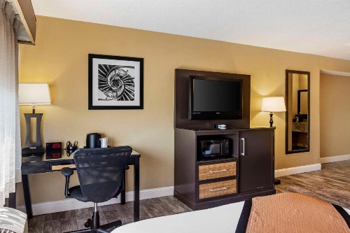 Best Western Plus Newark Airport West - image 29