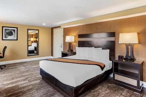 Best Western Plus Newark Airport West - image 32