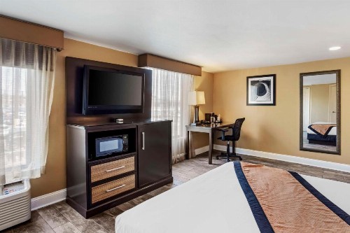 Best Western Plus Newark Airport West - image 33