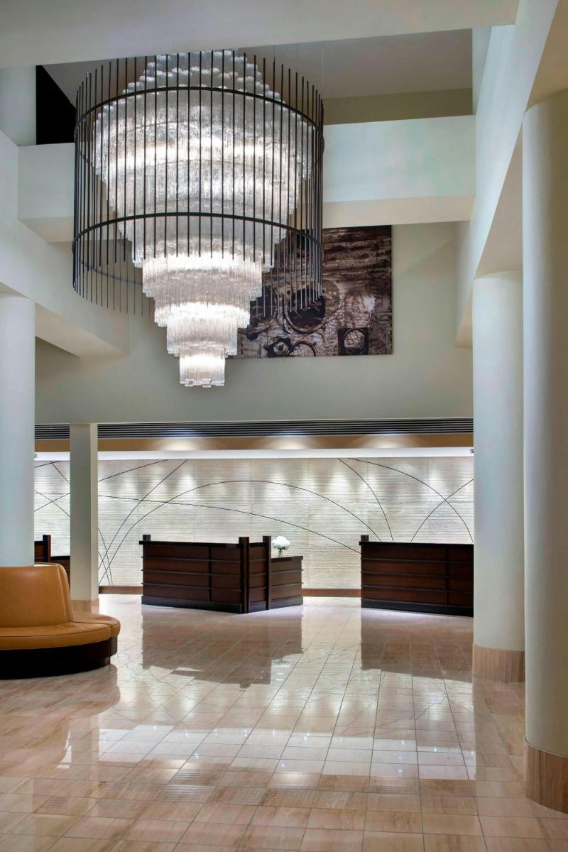 Newark Liberty International Airport Marriott - image 7