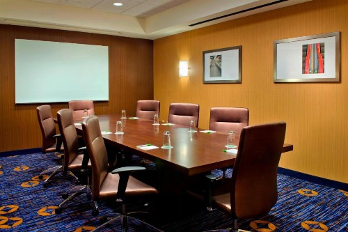Courtyard by Marriott Newark Downtown - image 29