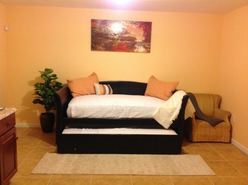 Mojoy Homesuites At Runyon - image 17