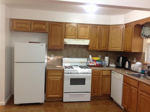 Mojoy Homesuites At Runyon - image 29