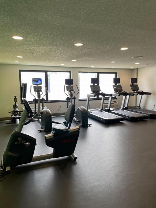 Holiday Inn Newark Intl Airport - North an IHG Hotel - image 42