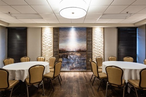 Holiday Inn Newark Intl Airport - North an IHG Hotel - image 47