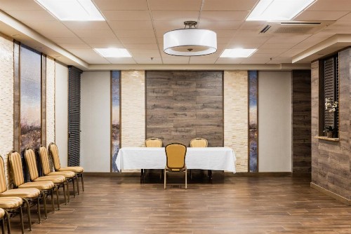 Holiday Inn Newark Intl Airport - North an IHG Hotel - image 7