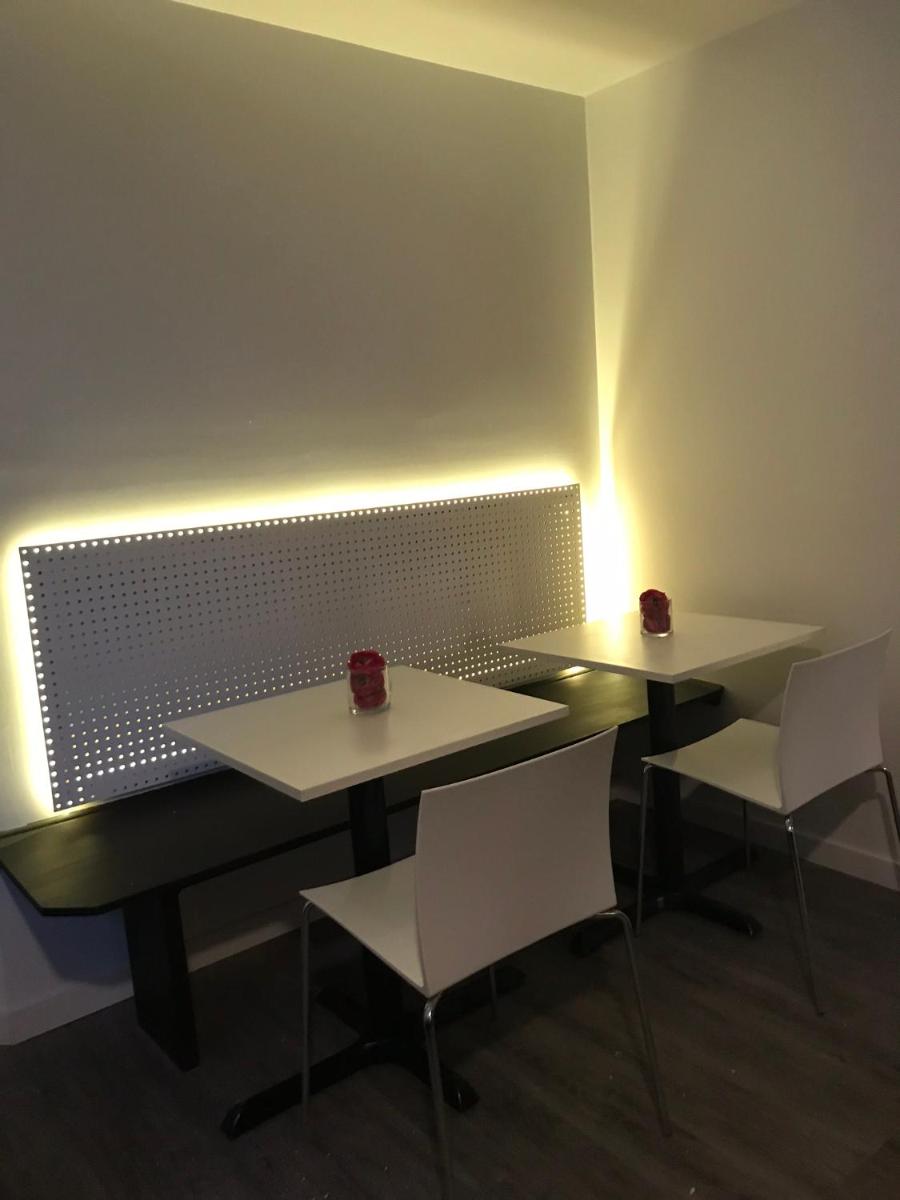 The Modern GuestHouse Ironbound Newark-FastTrainToNYC-OneStopToAirport - image 3
