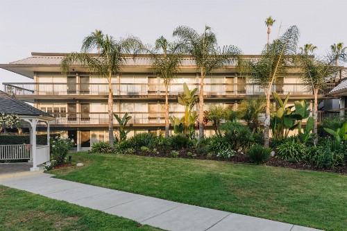 Palm Garden Hotel - image 45