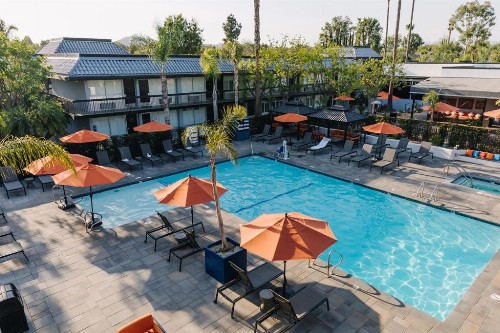 Palm Garden Hotel - image 6
