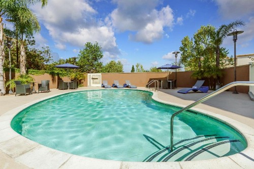 Hampton Inn & Suites Thousand Oaks - image 5