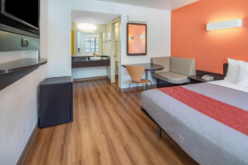 Motel 6-Thousand Oaks CA - image 17