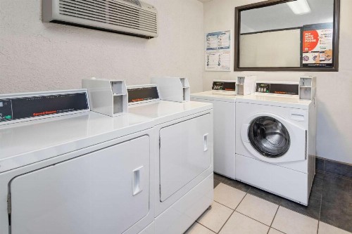Motel 6-Thousand Oaks CA - image 20