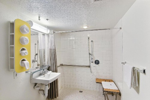 Motel 6-Thousand Oaks CA - image 25