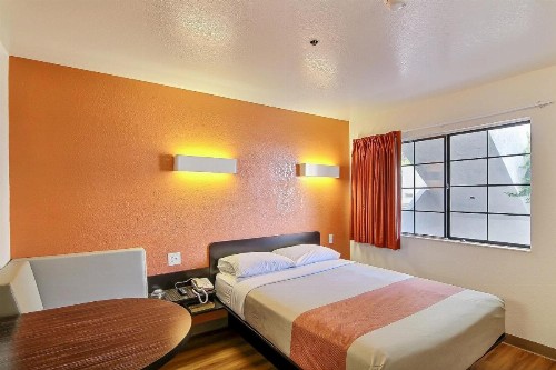 Motel 6-Thousand Oaks CA - image 30