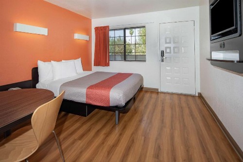 Motel 6-Thousand Oaks CA - image 8