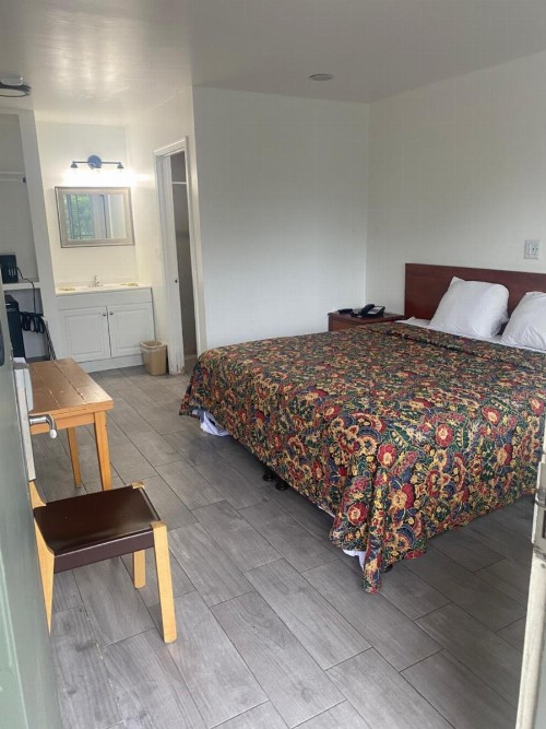 Americas Best Value Inn Thousand Oaks - image 19