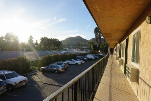 Americas Best Value Inn Thousand Oaks - image 8