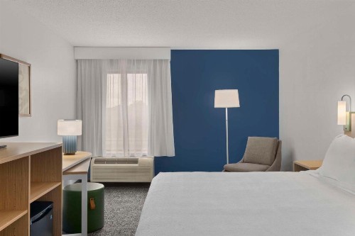 Hampton Inn Newcomerstown - image 18