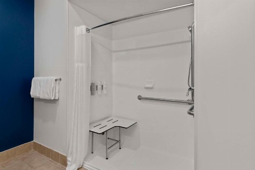 Hampton Inn Newcomerstown - image 32