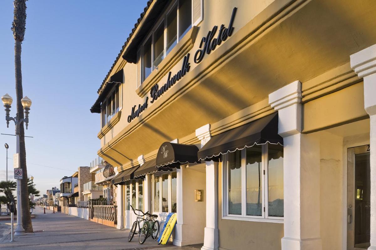 Newport Beach Hotel - image 3