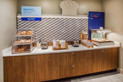 Holiday Inn Express Newport Beach an IHG Hotel - image 21