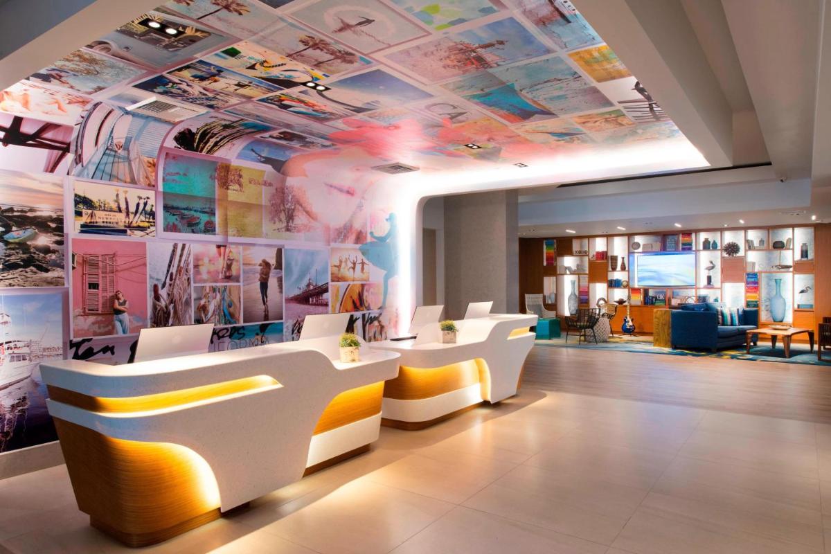 Renaissance Newport Beach Hotel - main image
